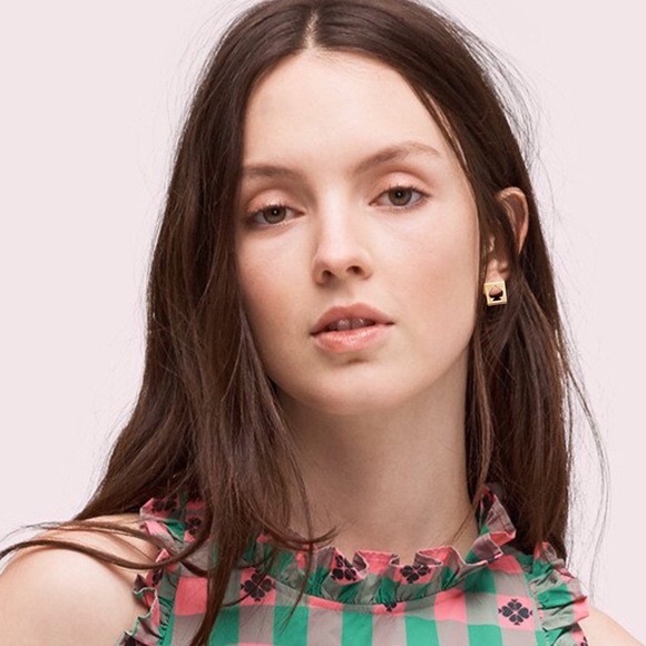 🆕NWT Kate Spade ♠️ gold Spade cut out earrings - Picture 4 of 4